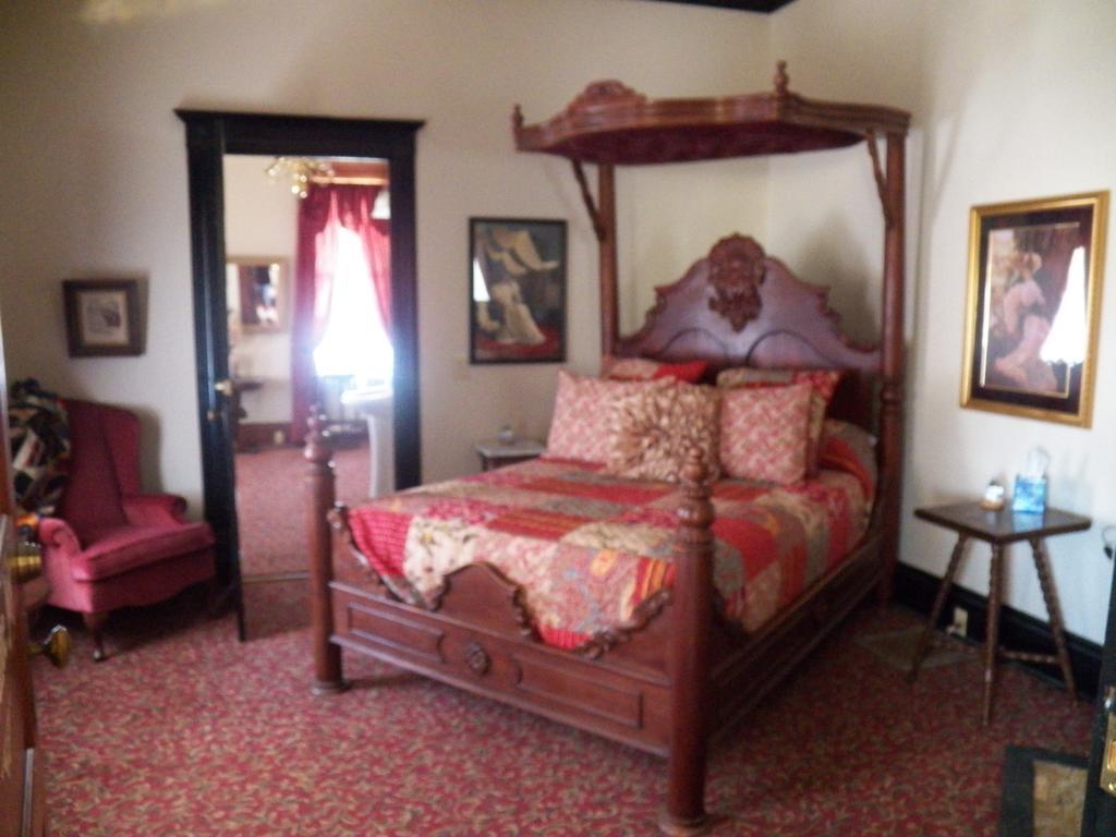 Grand Victorian Inn (Adults Only) Park City Екстериор снимка
