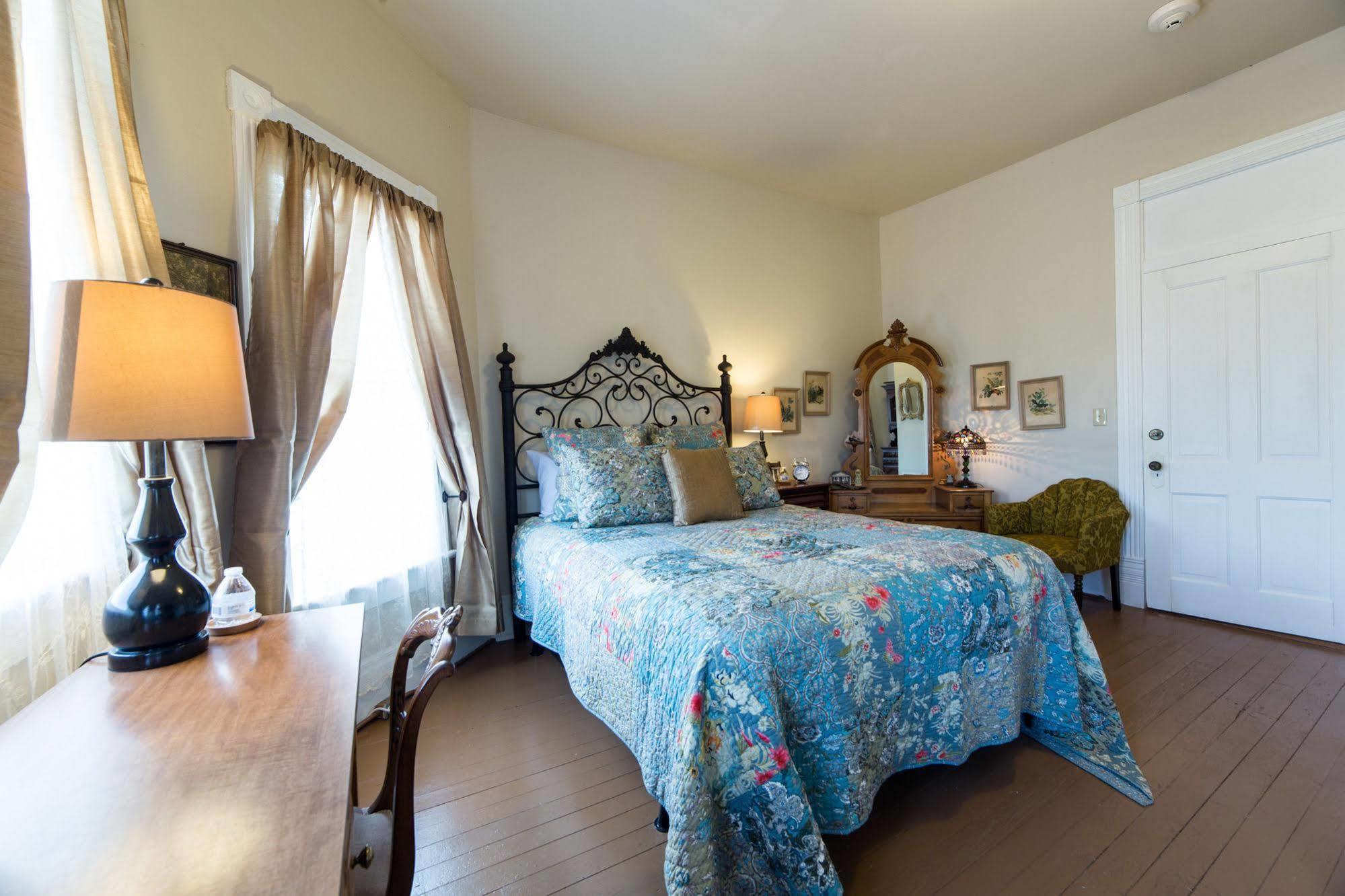 Grand Victorian Inn (Adults Only) Park City Екстериор снимка