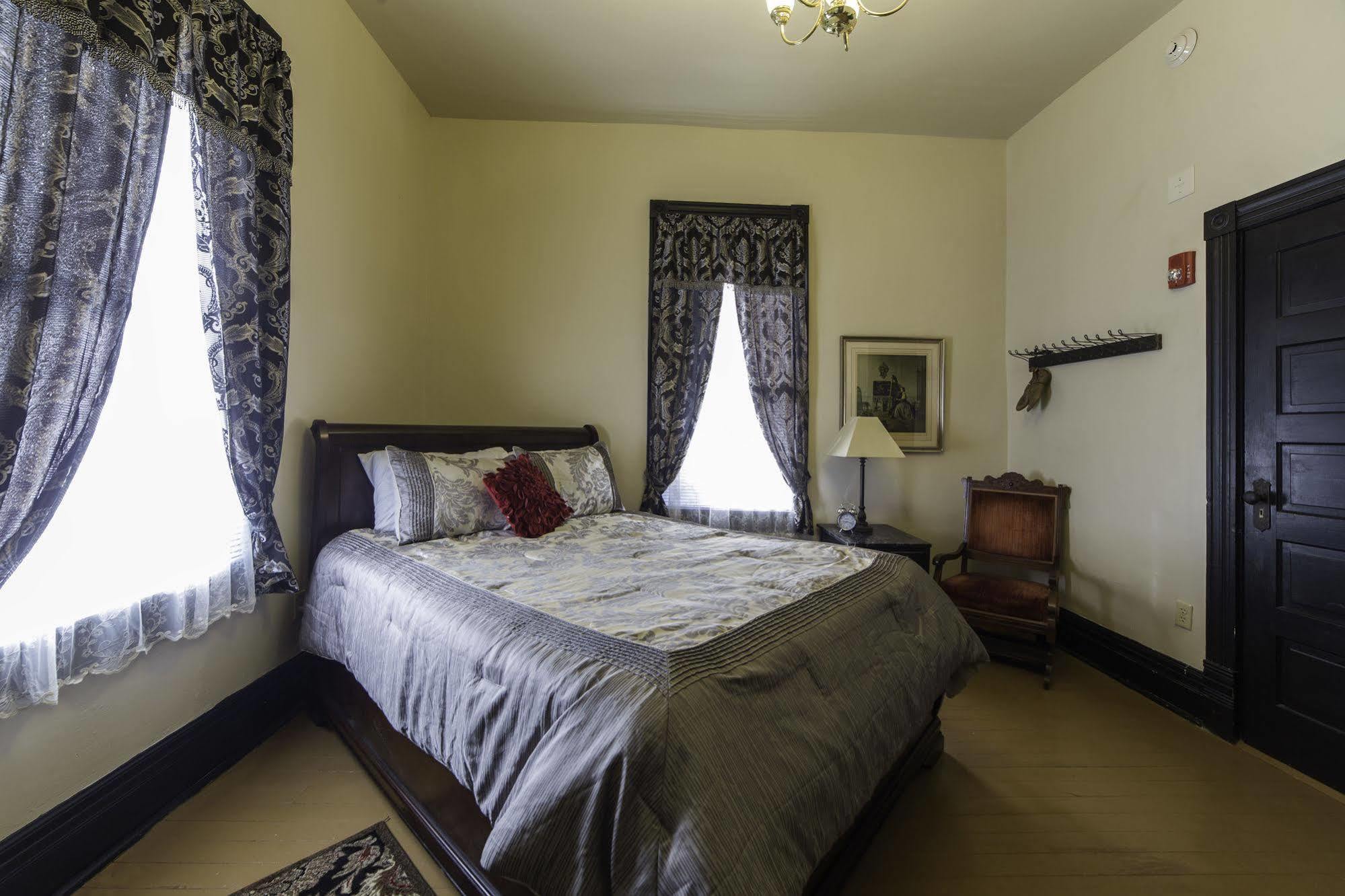 Grand Victorian Inn (Adults Only) Park City Екстериор снимка