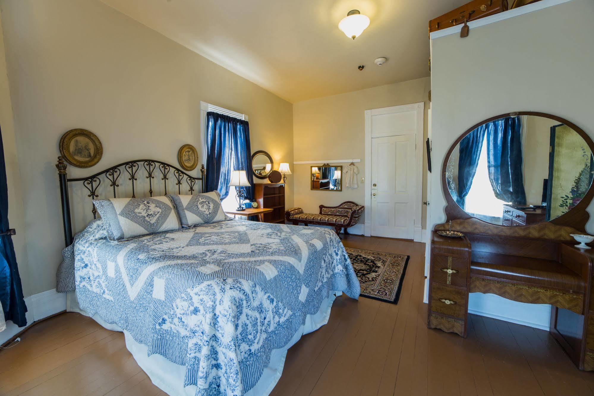 Grand Victorian Inn (Adults Only) Park City Екстериор снимка