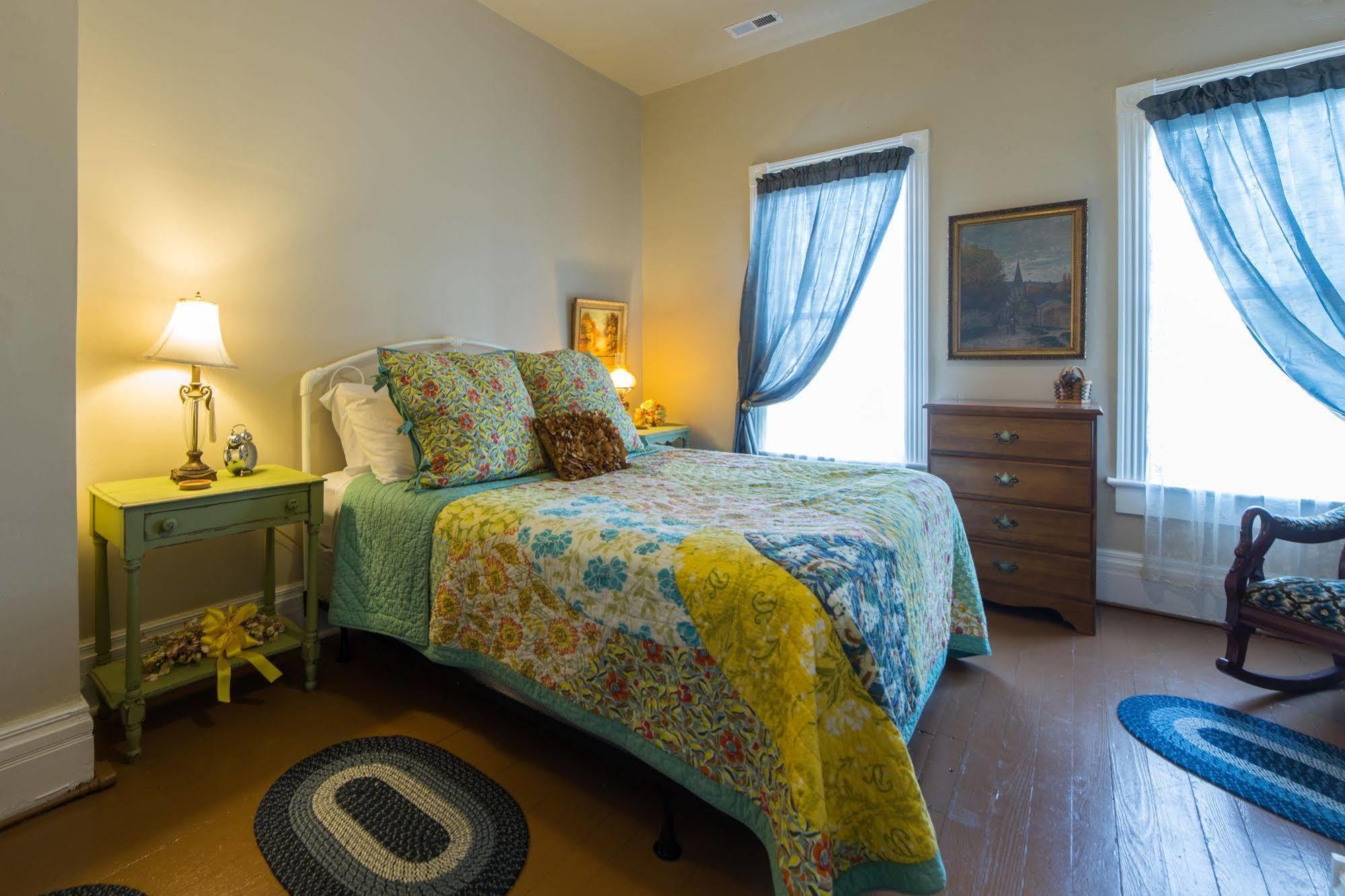 Grand Victorian Inn (Adults Only) Park City Екстериор снимка